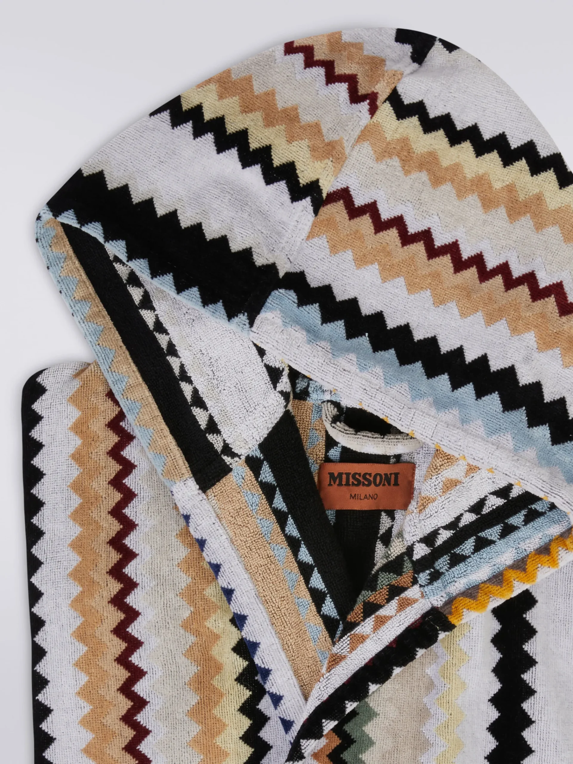 Accappatoio lungo con cappuccio Curt in spugna di cotone chevron