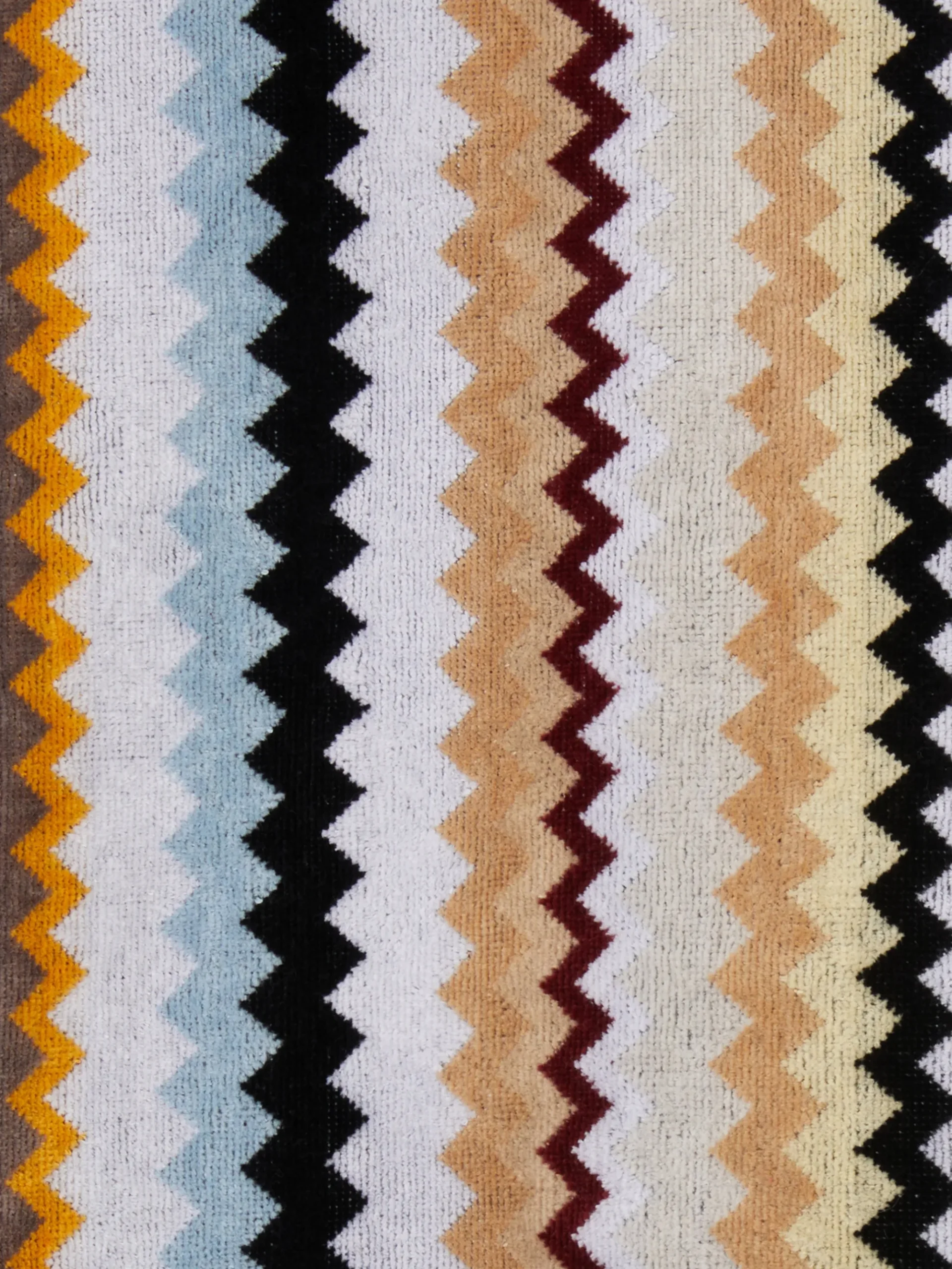Accappatoio lungo con cappuccio Curt in spugna di cotone chevron