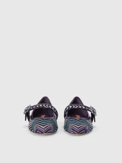 Ballerine in tessuto zig zag con cinturino