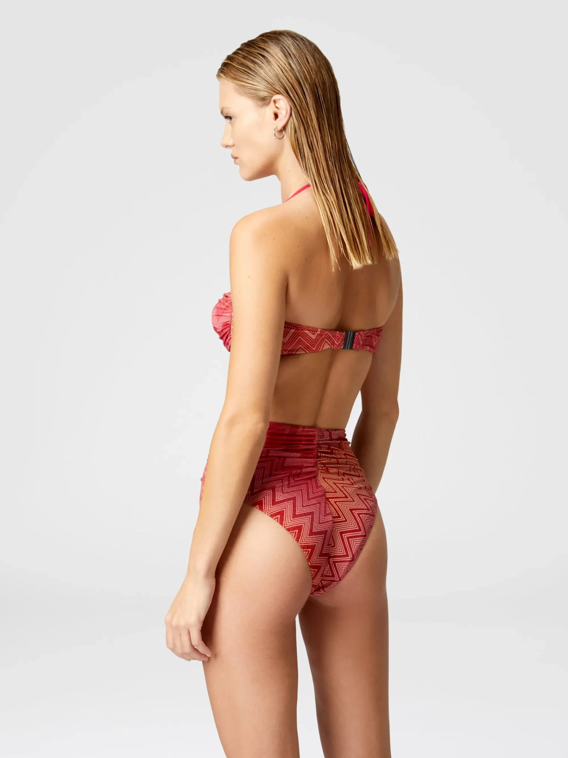 Bikini in nylon stretch zig zag lamé con slip alto