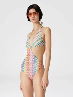 Costume intero patchwork con dettagli cut out