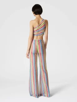 Crop top monospalla con arricciatura laterale