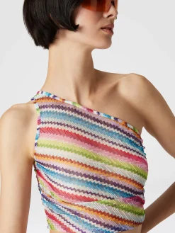Crop top monospalla con arricciatura laterale