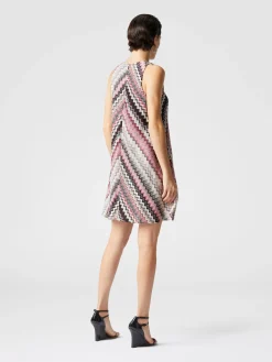 Mini-abito a trapezio con motivo zig zag seghettato lamé