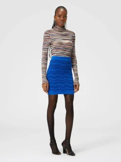 Minigonna con zig zag tono su tono