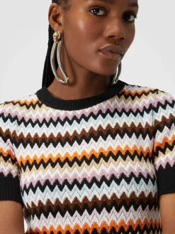Pullover girocollo a maniche corte in lana zig zag