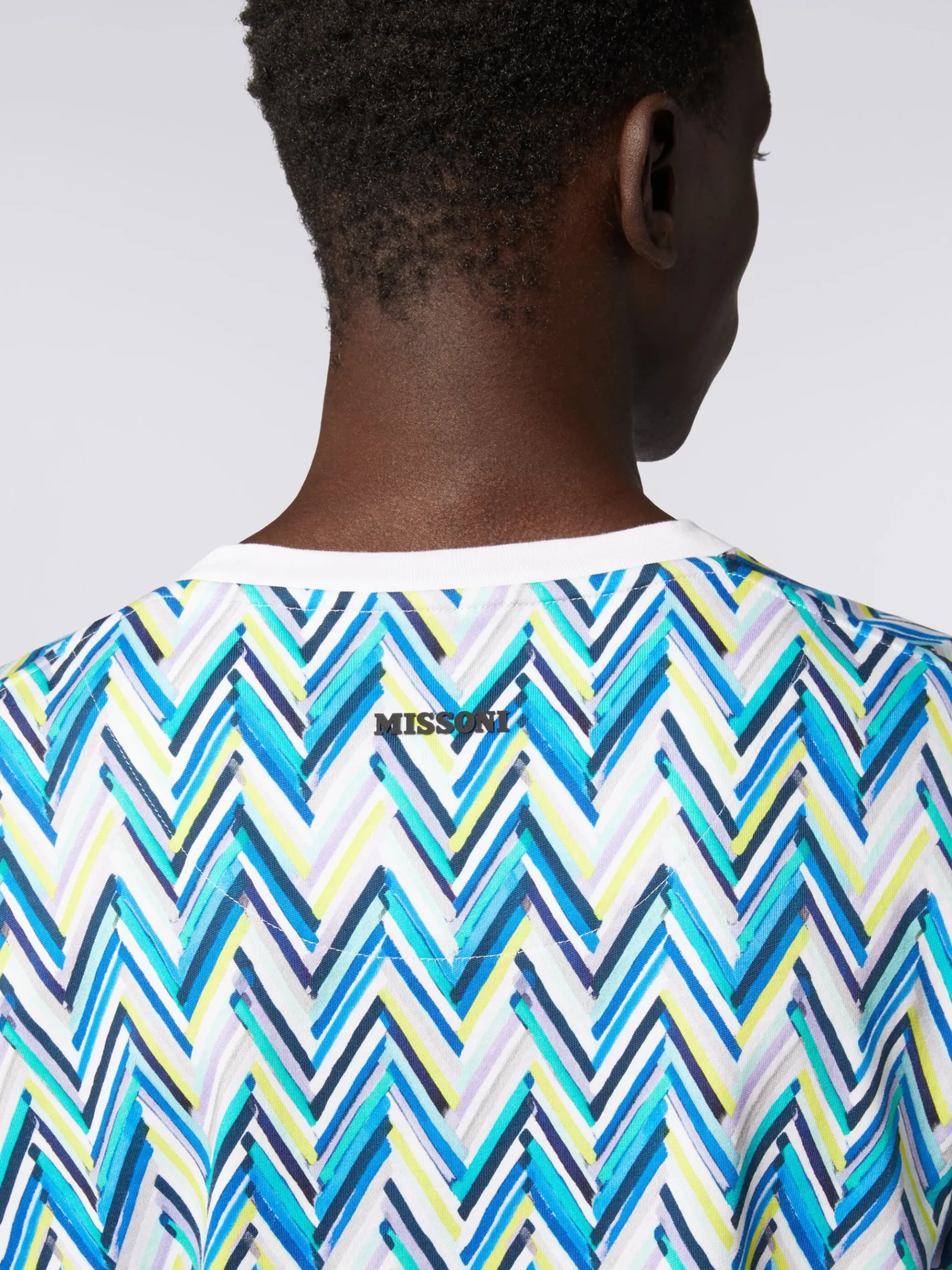 T-shirt girocollo in cotone con stampa zig zag